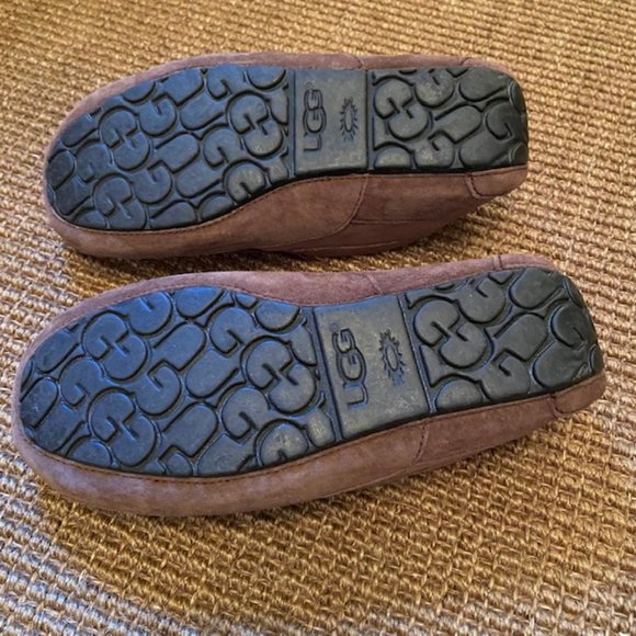 UGG Suede Ascot Slippers in Espresso size 9 - Picture 3 of 6